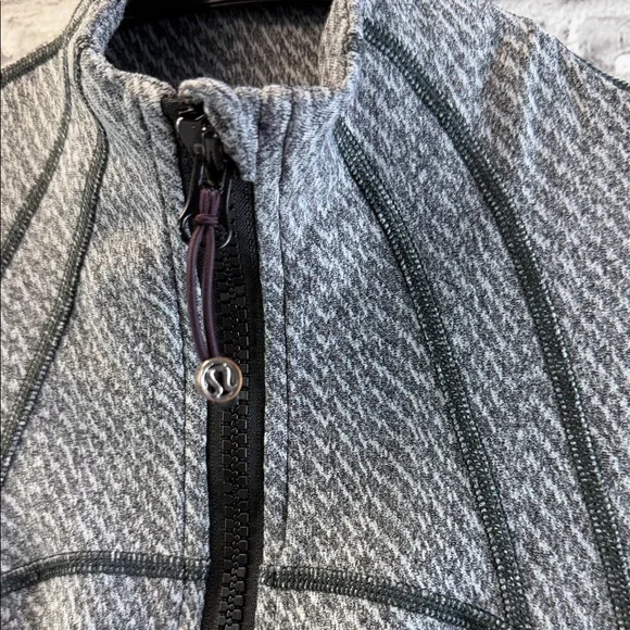 Lululemon zip up Gray‎ Jacket - Picture 3 of 11